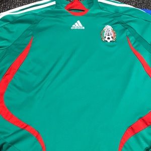 Soccer (futbol) jersey
